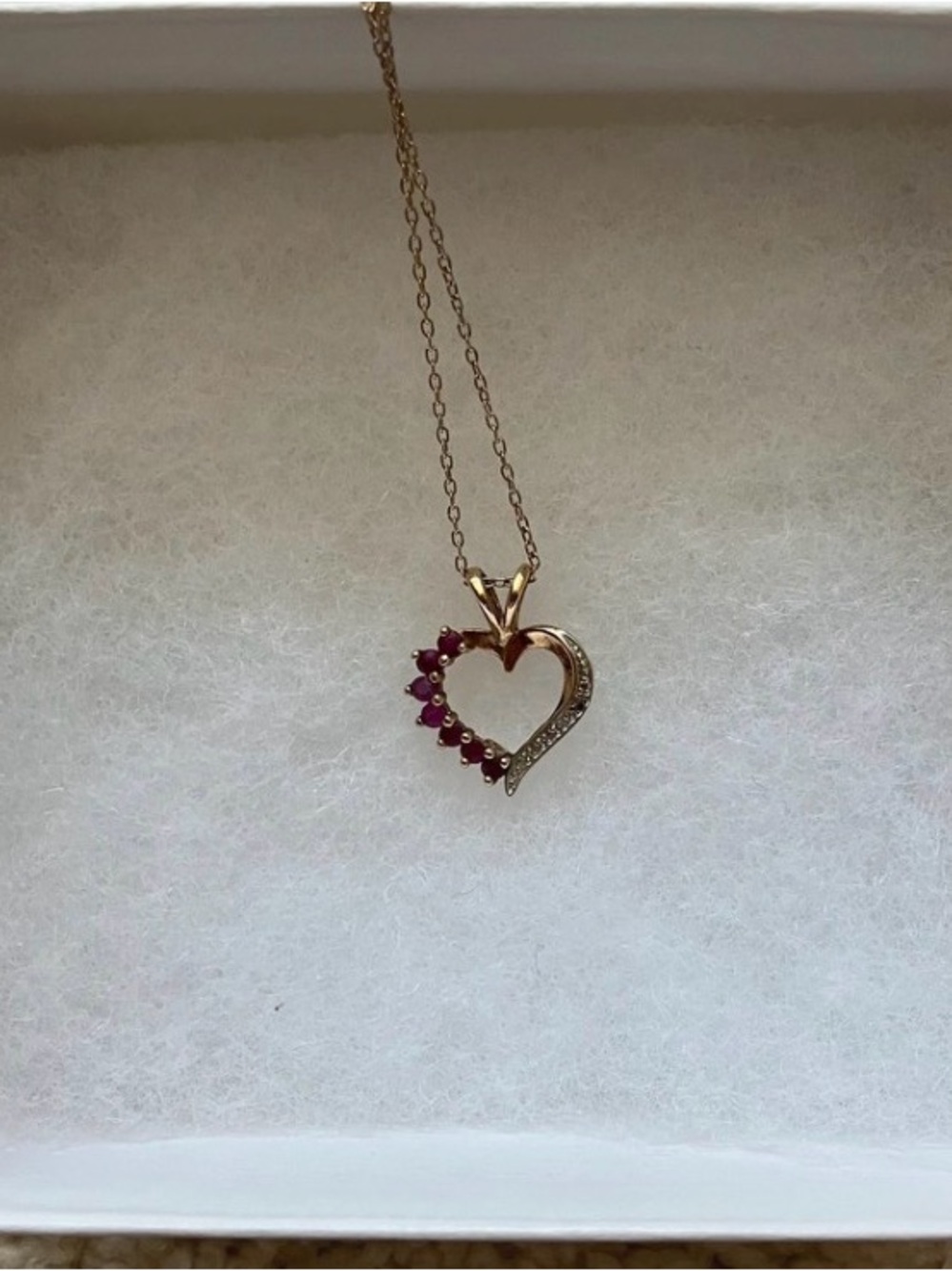 925 Sterling Silver Heart Necklace with red gems - Picture 2 of 5